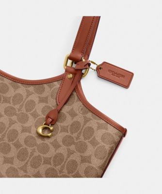 デイ トート バッグ・シグネチャー キャンバス | COACH/コーチ | 三越